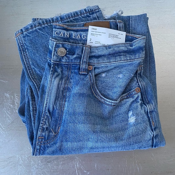 american eagle high rise baggy jeans NEW WITH TAGS (size 2) - Picture 3 of 5